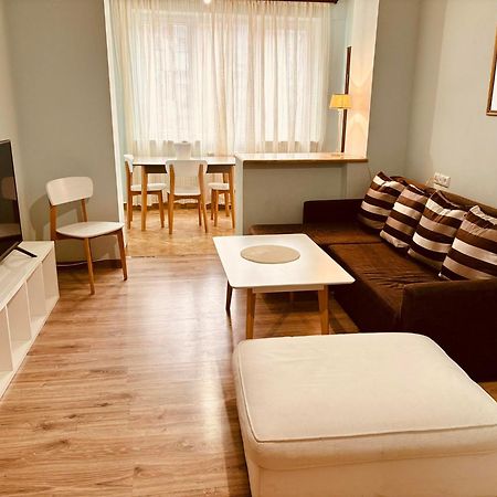 Center Hostel And Tours Yerevan Ngoại thất bức ảnh